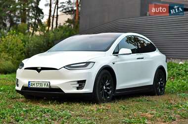 Позашляховик / Кросовер Tesla Model X 2016 в Озерному