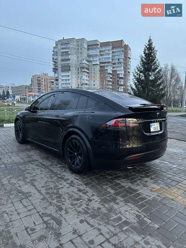 Позашляховик / Кросовер Tesla Model X 2017 в Харкові