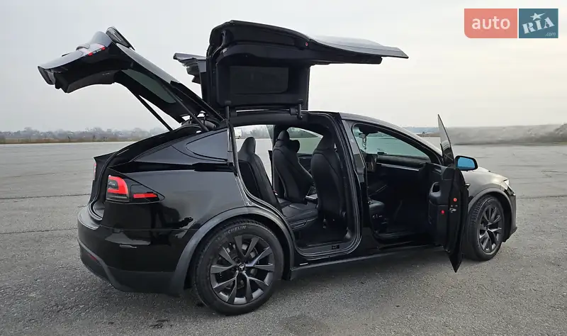 Tesla Model X 2023 VIN 7SAXCDE56PF422242 фото оголошення 8 з 47
