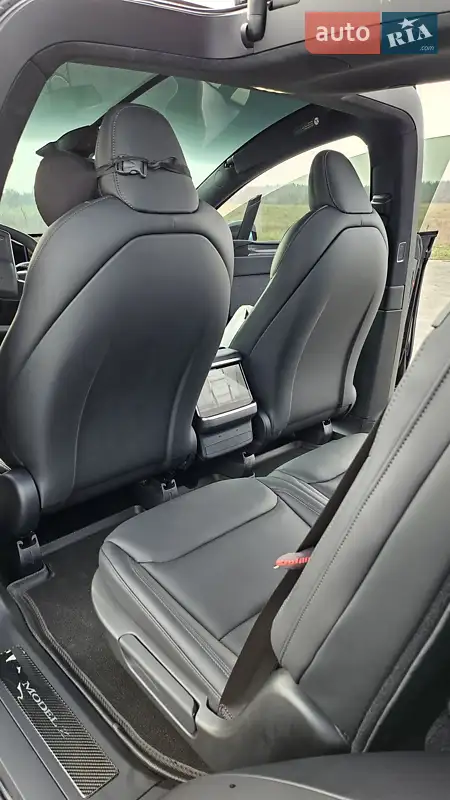 Tesla Model X 2023 VIN 7SAXCDE56PF422242 фото оголошення 13 з 47