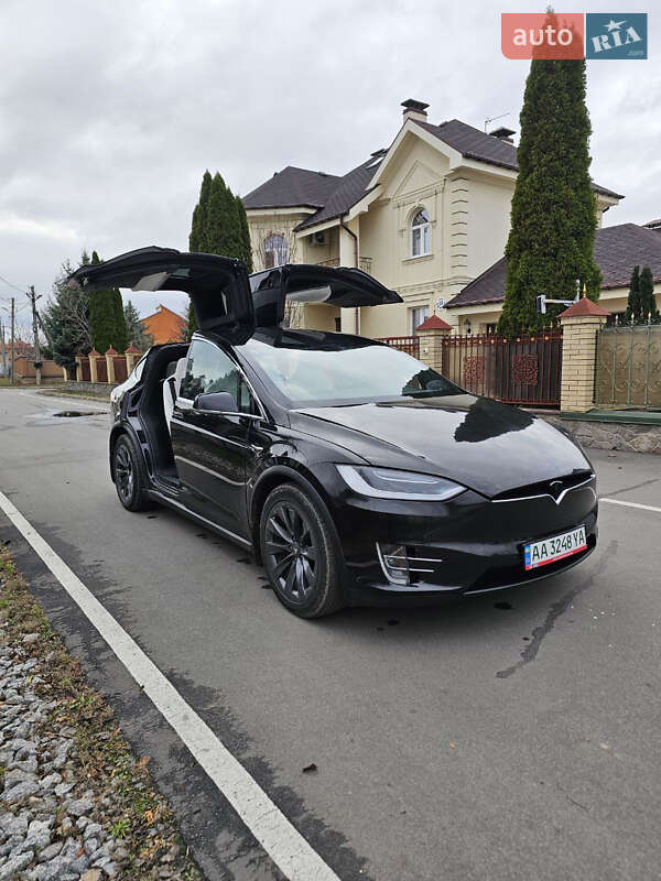 Внедорожник / Кроссовер Tesla Model X 2018 в Полтаве