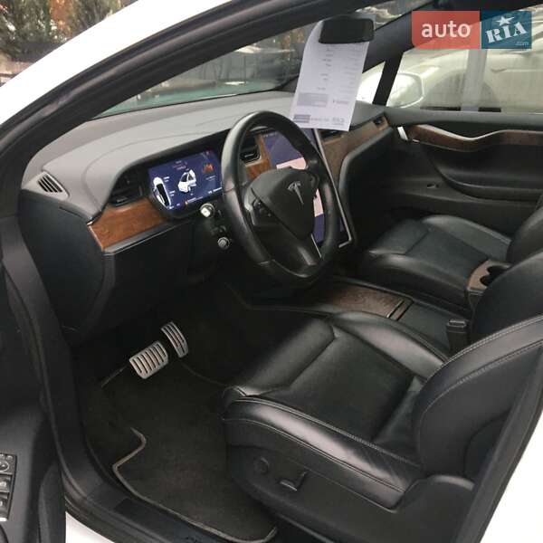 Позашляховик / Кросовер Tesla Model X 2018 в Житомирі