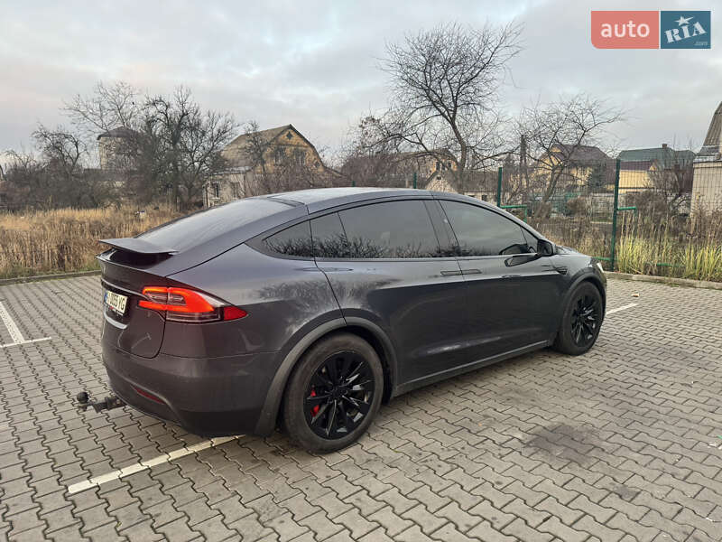 Позашляховик / Кросовер Tesla Model X 2018 в Києві