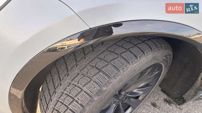 Внедорожник / Кроссовер Tesla Model X 2018 в Киеве фото 24 Внедорожник / Кроссовер Tesla Model X 2018 в Киеве