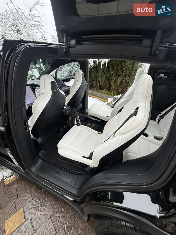 Внедорожник / Кроссовер Tesla Model X 2019 в Львове фото 31 Внедорожник / Кроссовер Tesla Model X 2019 в Львове