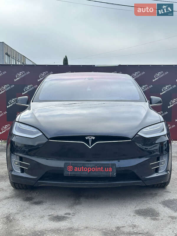 Позашляховик / Кросовер Tesla Model X 2016 в Сумах