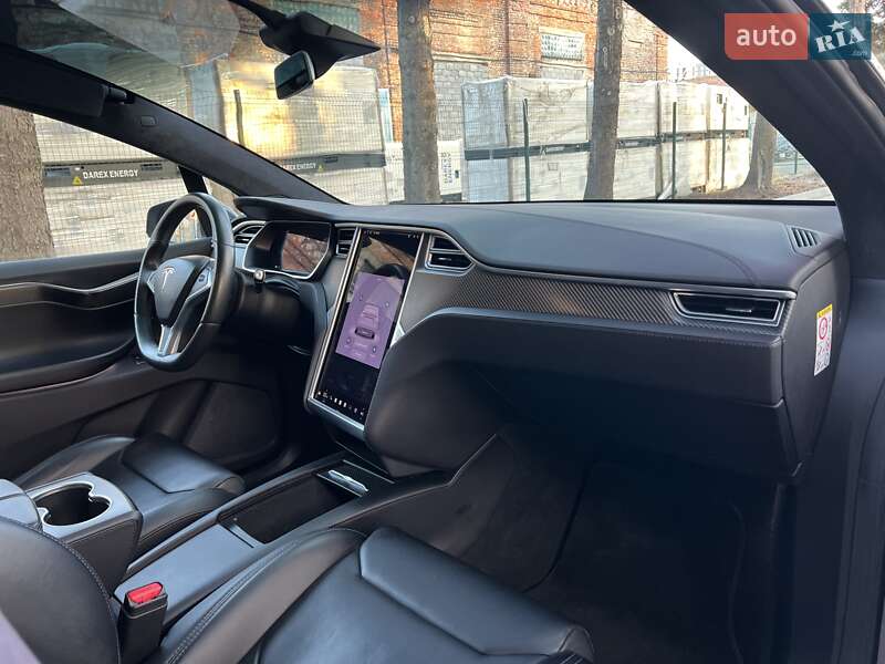 Внедорожник / Кроссовер Tesla Model X 2018 в Львове фото 35 Внедорожник / Кроссовер Tesla Model X 2018 в Львове