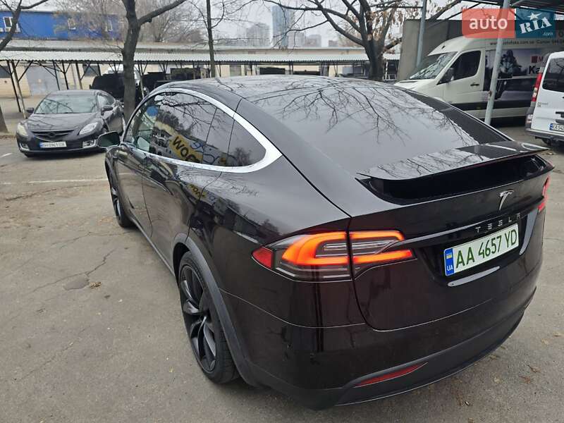 Внедорожник / Кроссовер Tesla Model X 2017 в Киеве