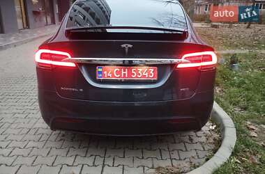 Внедорожник / Кроссовер Tesla Model X 2016 в Ужгороде