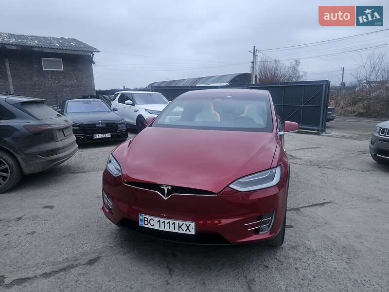 Позашляховик / Кросовер Tesla Model X 2018 в Львові фото 3 Позашляховик / Кросовер Tesla Model X 2018 в Львові