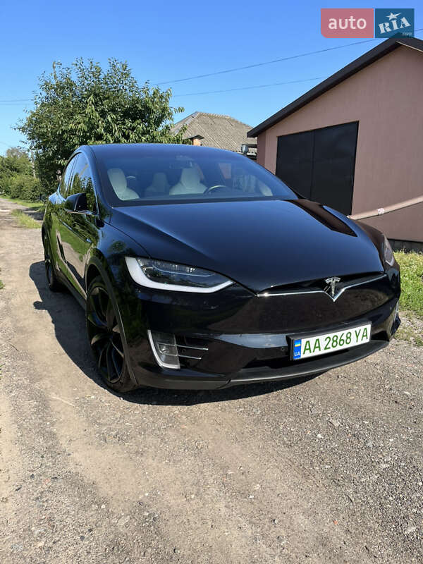 Внедорожник / Кроссовер Tesla Model X 2018 в Киеве