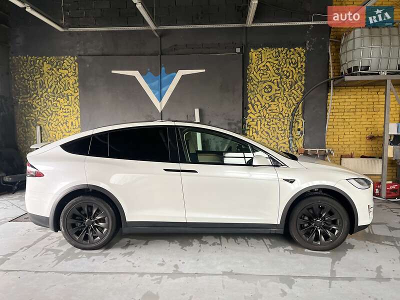 Внедорожник / Кроссовер Tesla Model X 2019 в Львове фото 4 Внедорожник / Кроссовер Tesla Model X 2019 в Львове