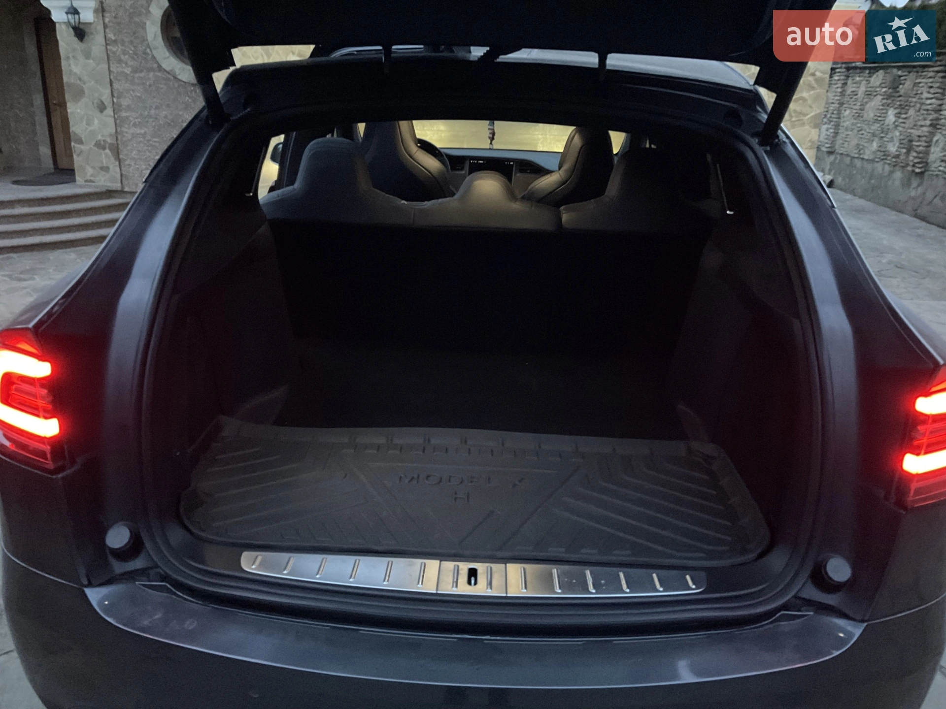 2019 Tesla Model X - мініатюра 22