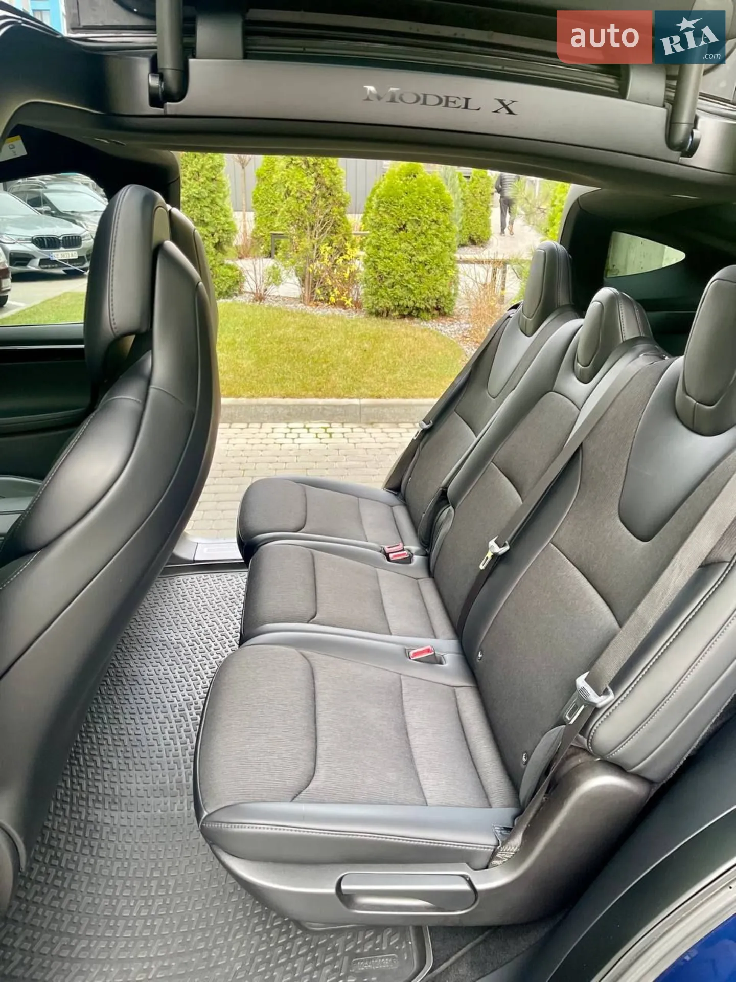 2017 Tesla Model X - мініатюра 19