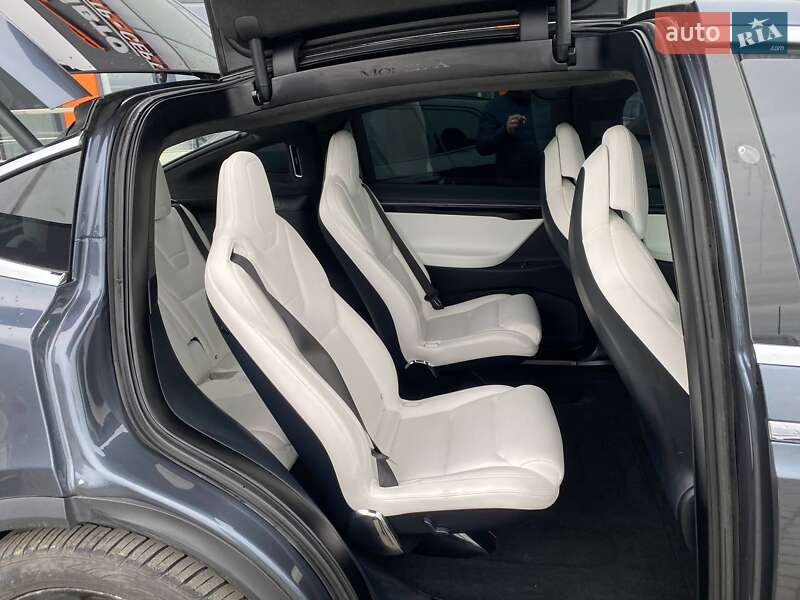 Внедорожник / Кроссовер Tesla Model X 2017 в Львове