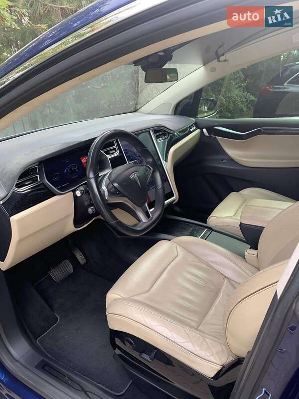 Внедорожник / Кроссовер Tesla Model X 2016 в Одессе фото 6 Внедорожник / Кроссовер Tesla Model X 2016 в Одессе