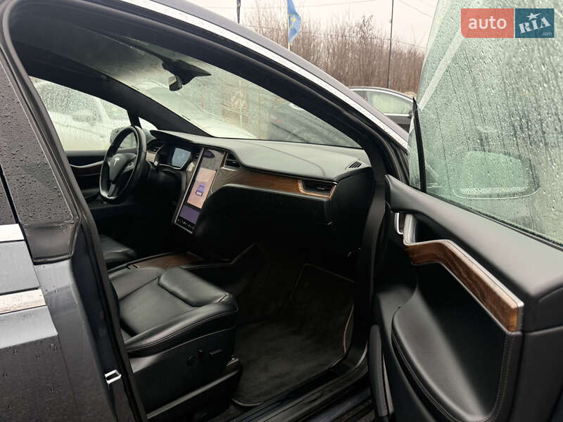 Внедорожник / Кроссовер Tesla Model X 2019 в Хмельницком фото 9 Внедорожник / Кроссовер Tesla Model X 2019 в Хмельницком