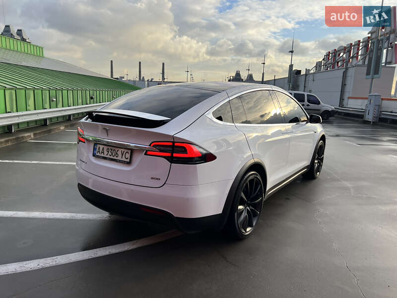 Внедорожник / Кроссовер Tesla Model X 2016 в Киеве фото 9 Внедорожник / Кроссовер Tesla Model X 2016 в Киеве