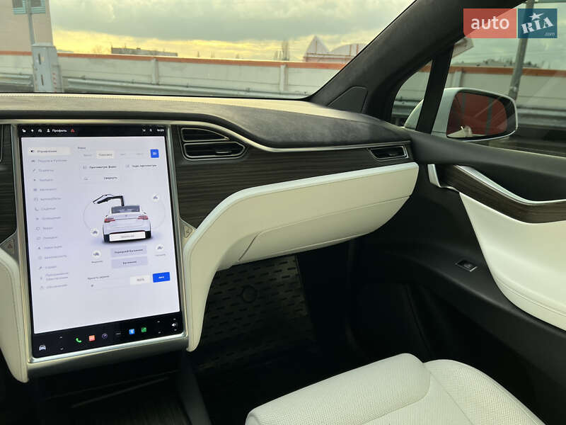 Внедорожник / Кроссовер Tesla Model X 2016 в Киеве фото 37 Внедорожник / Кроссовер Tesla Model X 2016 в Киеве