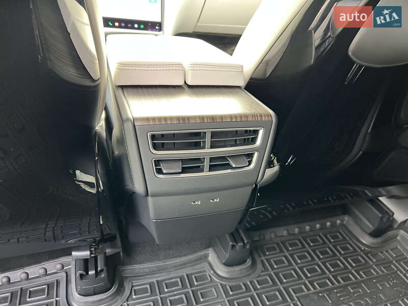 Внедорожник / Кроссовер Tesla Model X 2016 в Киеве фото 51 Внедорожник / Кроссовер Tesla Model X 2016 в Киеве