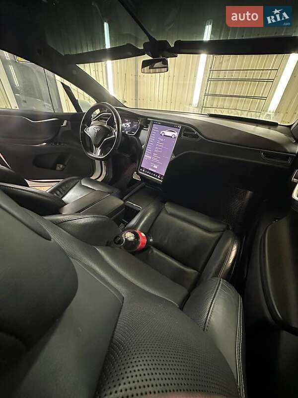Внедорожник / Кроссовер Tesla Model X 2016 в Изюме фото 14 Внедорожник / Кроссовер Tesla Model X 2016 в Изюме