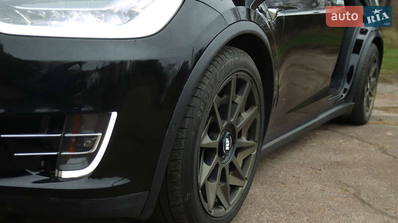 Внедорожник / Кроссовер Tesla Model X 2018 в Житомире фото 11 Внедорожник / Кроссовер Tesla Model X 2018 в Житомире