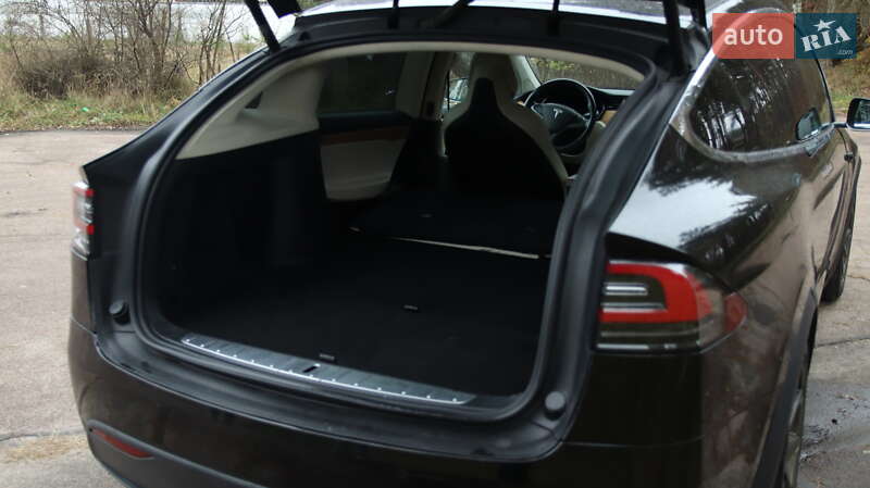 Внедорожник / Кроссовер Tesla Model X 2018 в Житомире фото 33 Внедорожник / Кроссовер Tesla Model X 2018 в Житомире