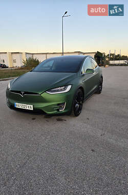 Позашляховик / Кросовер Tesla Model X 2016 в Києві