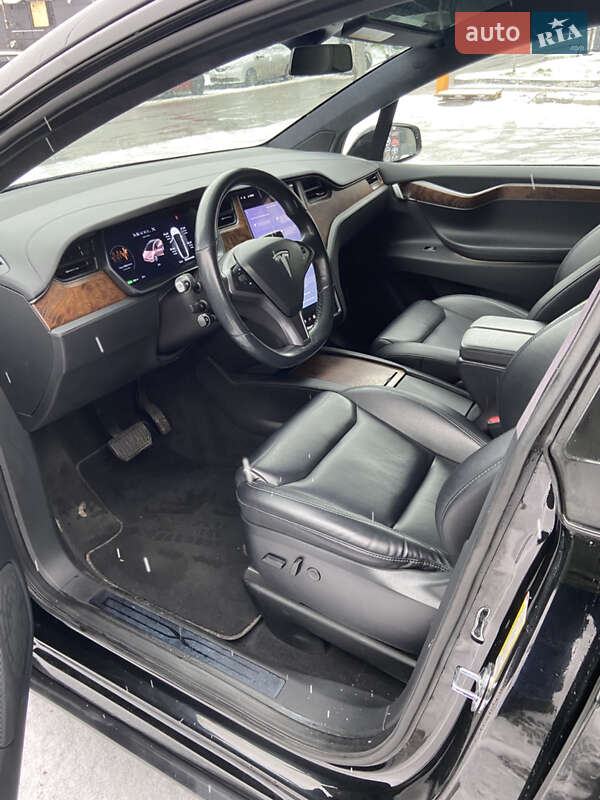 Внедорожник / Кроссовер Tesla Model X 2020 в Киеве