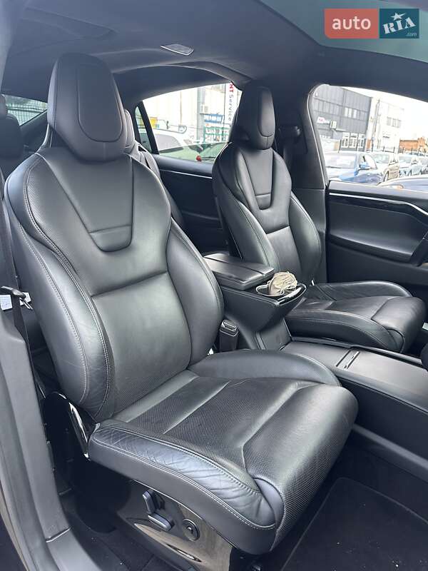 Внедорожник / Кроссовер Tesla Model X 2016 в Сумах фото 30 Внедорожник / Кроссовер Tesla Model X 2016 в Сумах