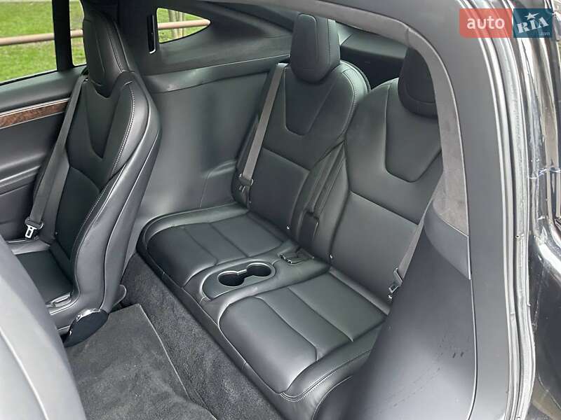Позашляховик / Кросовер Tesla Model X 2019 в Києві фото 7 Позашляховик / Кросовер Tesla Model X 2019 в Києві