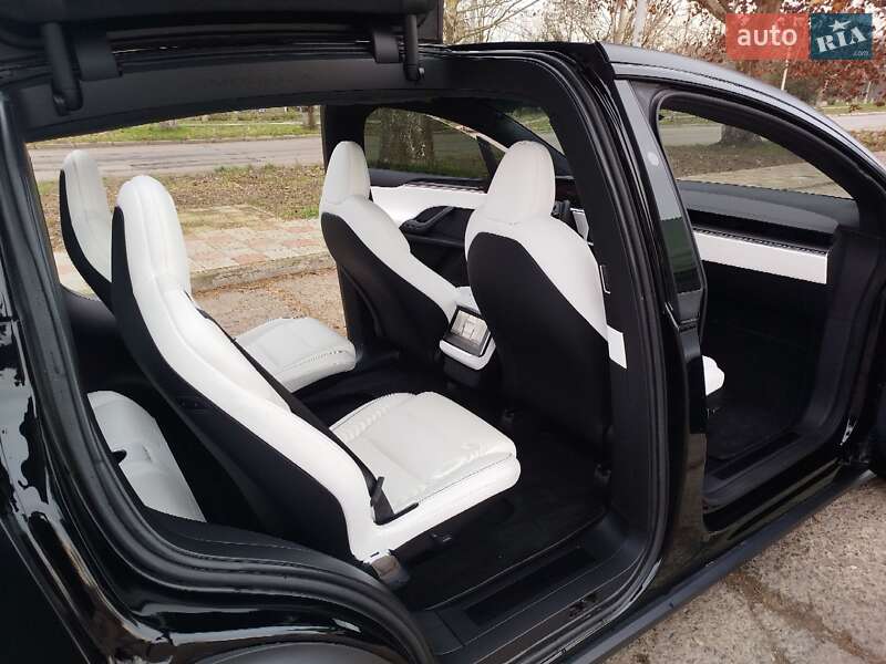Внедорожник / Кроссовер Tesla Model X 2022 в Одессе