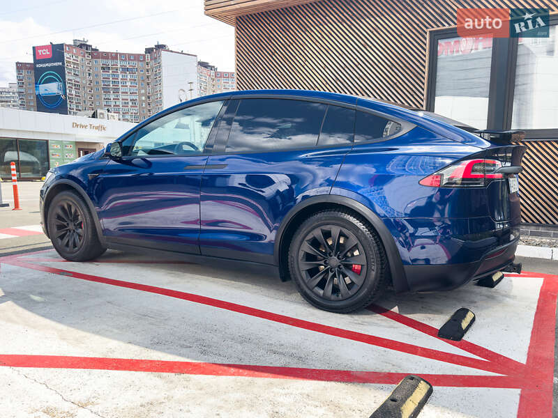 Внедорожник / Кроссовер Tesla Model X 2019 в Киеве