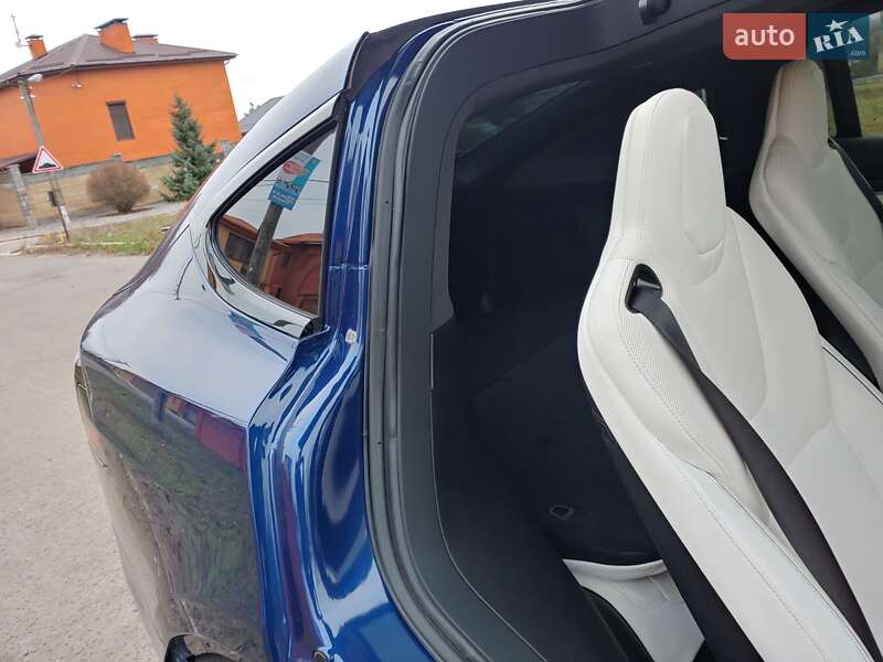 Внедорожник / Кроссовер Tesla Model X 2022 в Днепре