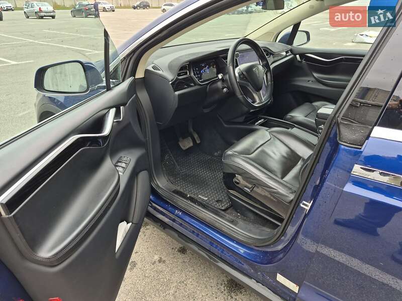 Внедорожник / Кроссовер Tesla Model X 2016 в Киеве фото 25 Внедорожник / Кроссовер Tesla Model X 2016 в Киеве
