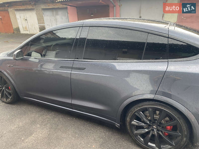 Внедорожник / Кроссовер Tesla Model X 2016 в Виннице
