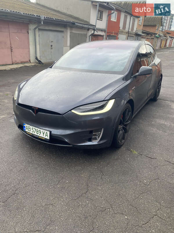 Внедорожник / Кроссовер Tesla Model X 2016 в Виннице
