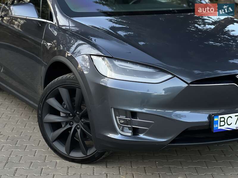 Внедорожник / Кроссовер Tesla Model X 2018 в Львове