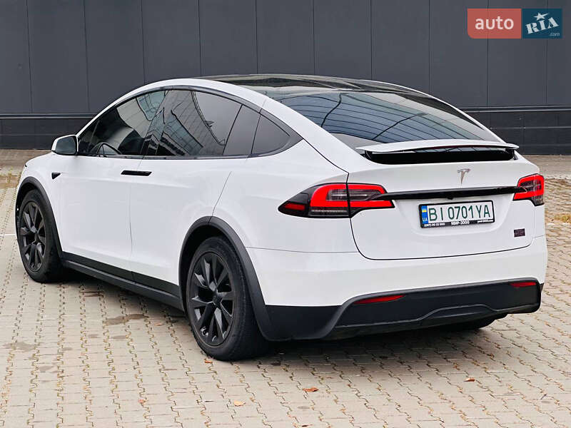 Внедорожник / Кроссовер Tesla Model X 2022 в Киеве