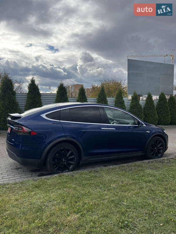Внедорожник / Кроссовер Tesla Model X 2016 в Львове