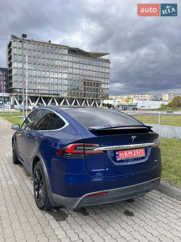 Внедорожник / Кроссовер Tesla Model X 2016 в Львове