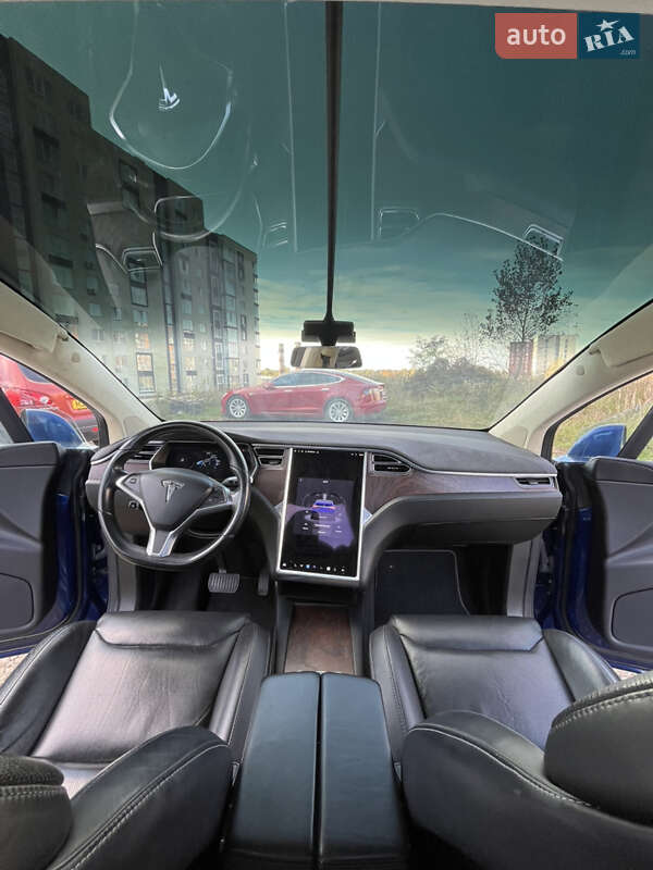 Внедорожник / Кроссовер Tesla Model X 2016 в Львове