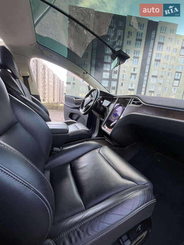 Внедорожник / Кроссовер Tesla Model X 2016 в Львове