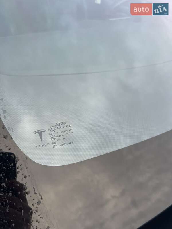 Внедорожник / Кроссовер Tesla Model X 2016 в Киеве