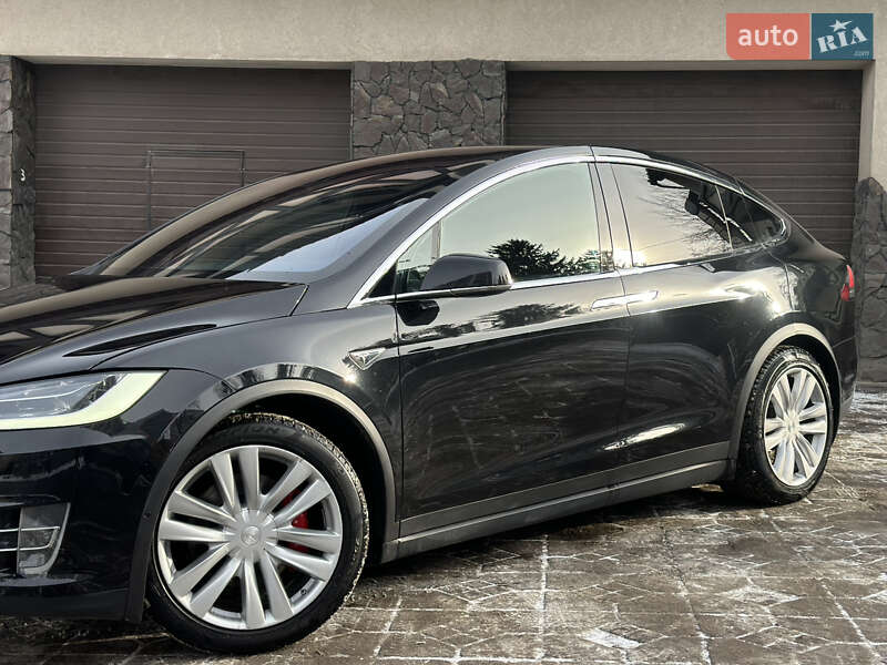 Внедорожник / Кроссовер Tesla Model X 2016 в Виннице фото 2 Внедорожник / Кроссовер Tesla Model X 2016 в Виннице