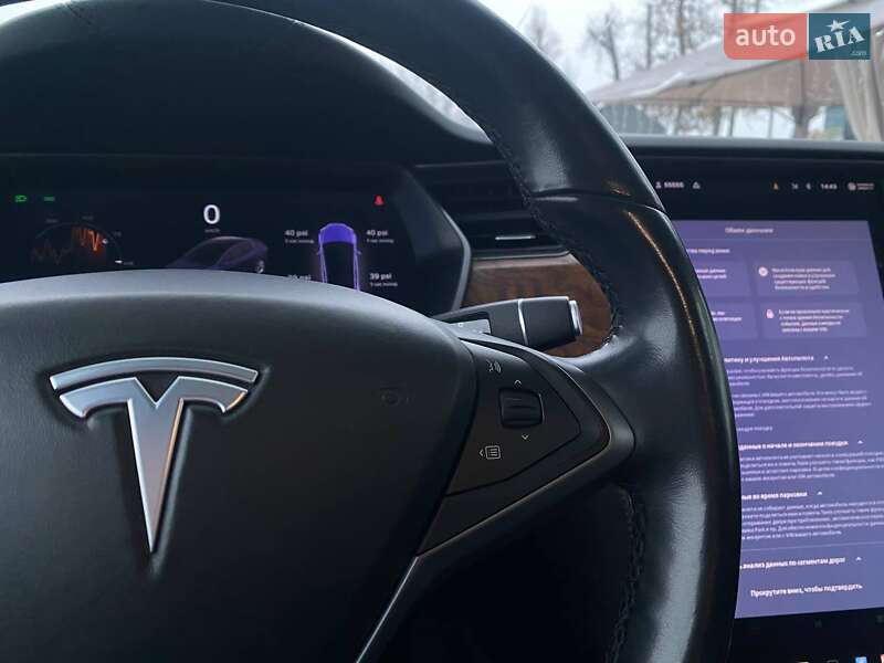 Внедорожник / Кроссовер Tesla Model X 2020 в Киеве