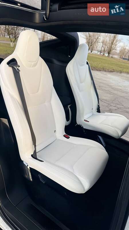 Внедорожник / Кроссовер Tesla Model X 2023 в Днепре