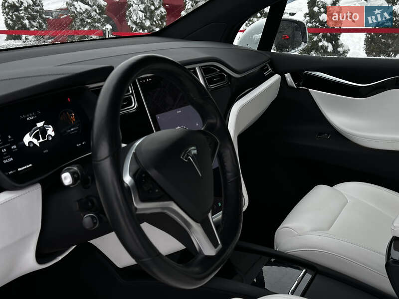 Внедорожник / Кроссовер Tesla Model X 2018 в Львове