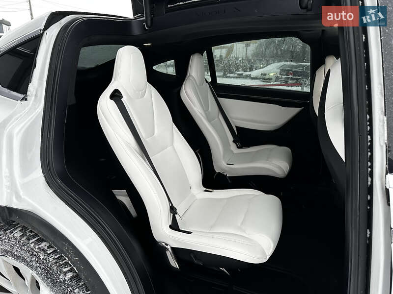 Внедорожник / Кроссовер Tesla Model X 2018 в Львове