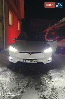 Внедорожник / Кроссовер Tesla Model X 2019 в Киеве